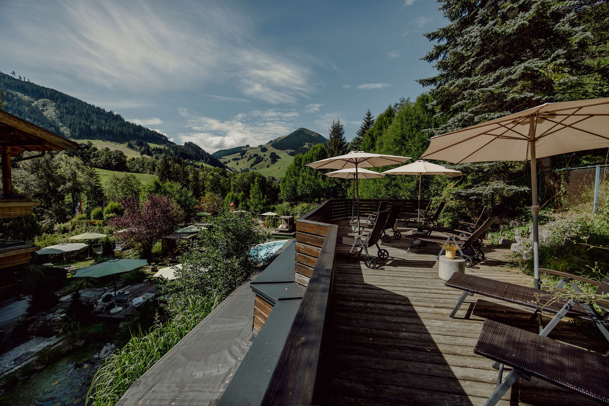 Kinderhotel: Sonnenterrasse "Overview" - Familien- & Gartenhotel Theresia****S  