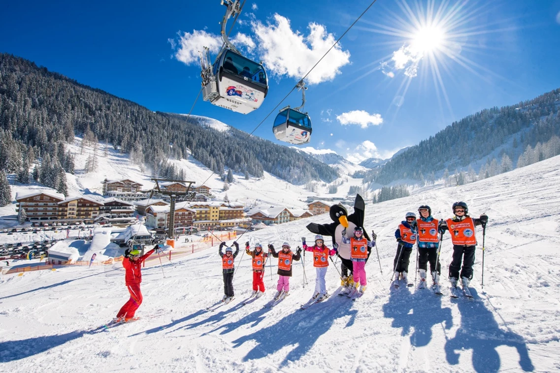 Kinderhotel: Kinder-Skikurs - Familotel Zauchenseehof