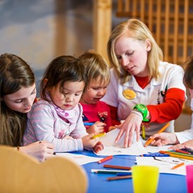 Kinderhotel: Kinderbetreuung im Happy-Club - Familotel Zauchenseehof