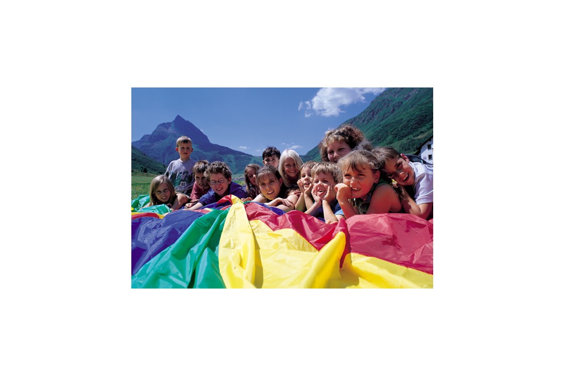 Kinderhotel: Sommer - Kinderhotel "Alpenresidenz Ballunspitze"