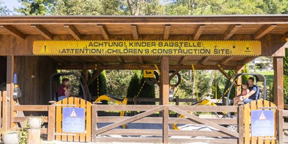 Familienhotel - Garten - Kirchdorf in Tirol - Kinderbaustelle - Galtenberg Family & Wellness Resort
