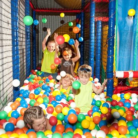 Kinderhotel: Action und Spaß bietet der Kids Club - Kinderhotel Laderhof