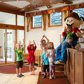 Kinderhotel: Herzlich Willkommen im Kinderhotel Laderhof - hier sind die kleinen Gäste die GRÖßTEN - Kinderhotel Laderhof
