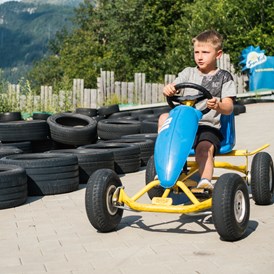 Kinderhotel: Die Go Carts sind der Hit! - Kinderhotel Laderhof