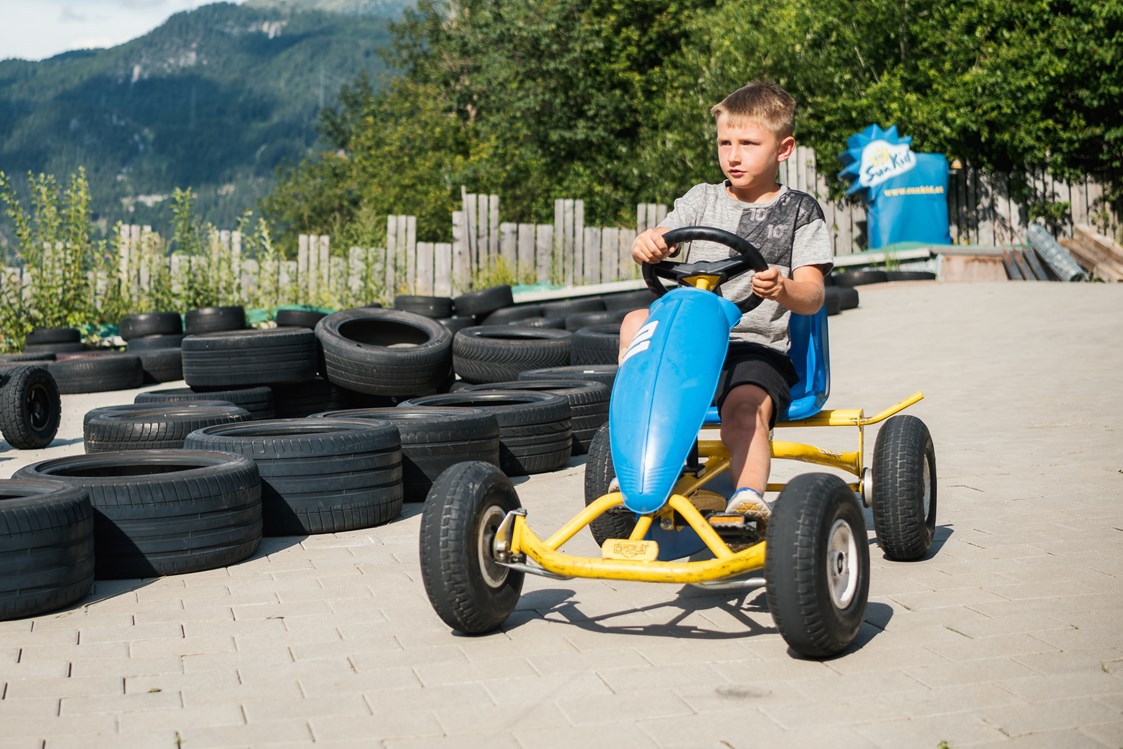 Kinderhotel: Die Go Carts sind der Hit! - Kinderhotel Laderhof