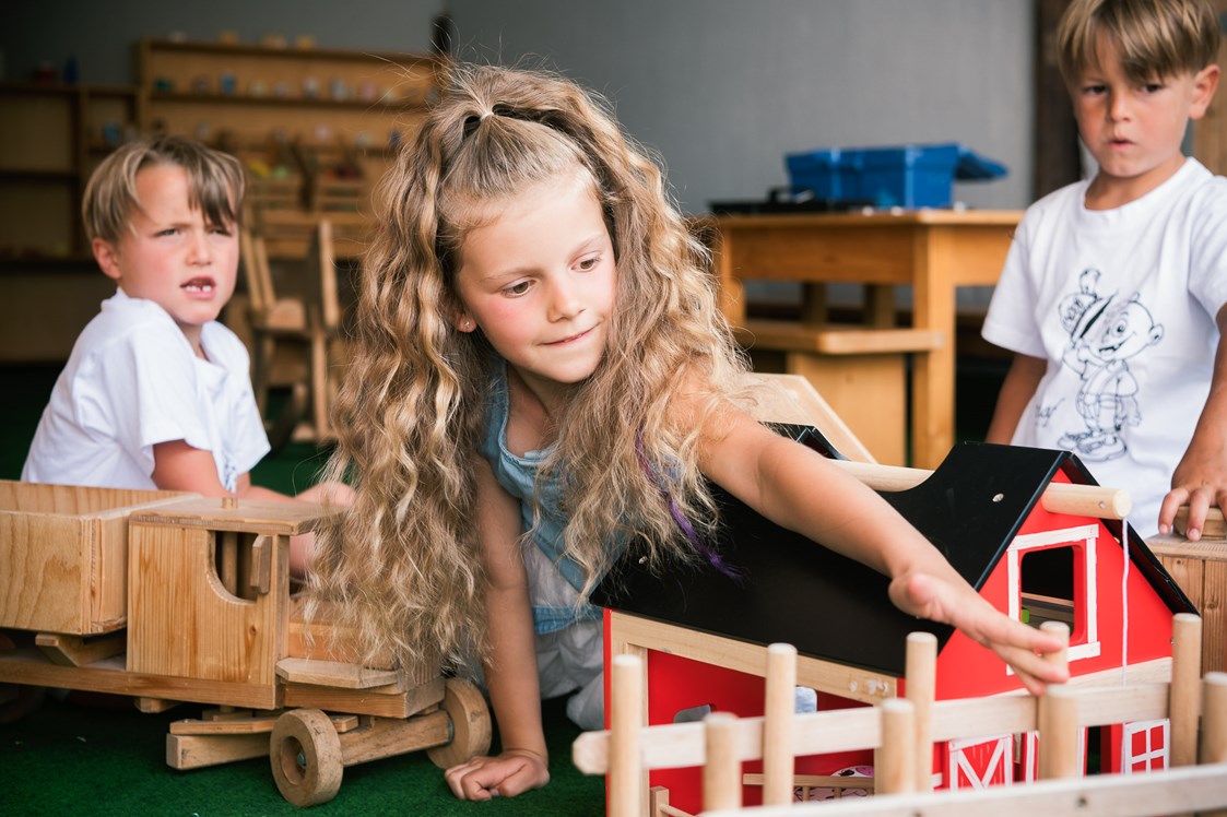Kinderhotel: beim Spielen entstehen Freundschaften - Kinderhotel Laderhof