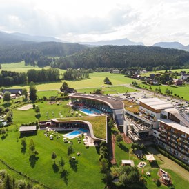 Kinderhotel: Hotelanlage Sommer - Aldiana Club Salzkammergut & GrimmingTherme