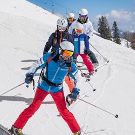 Kinderhotel: Skifahren auf der Tauplitz - Aldiana Club Salzkammergut & GrimmingTherme