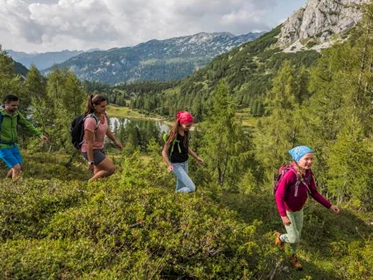 Kinderhotel: Wandern auf der Tauplitz - Aldiana Club Salzkammergut & GrimmingTherme