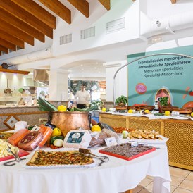 Kinderhotel: Themen Abendessen Restaurant Los Olivos - Royal Son Bou Family Club