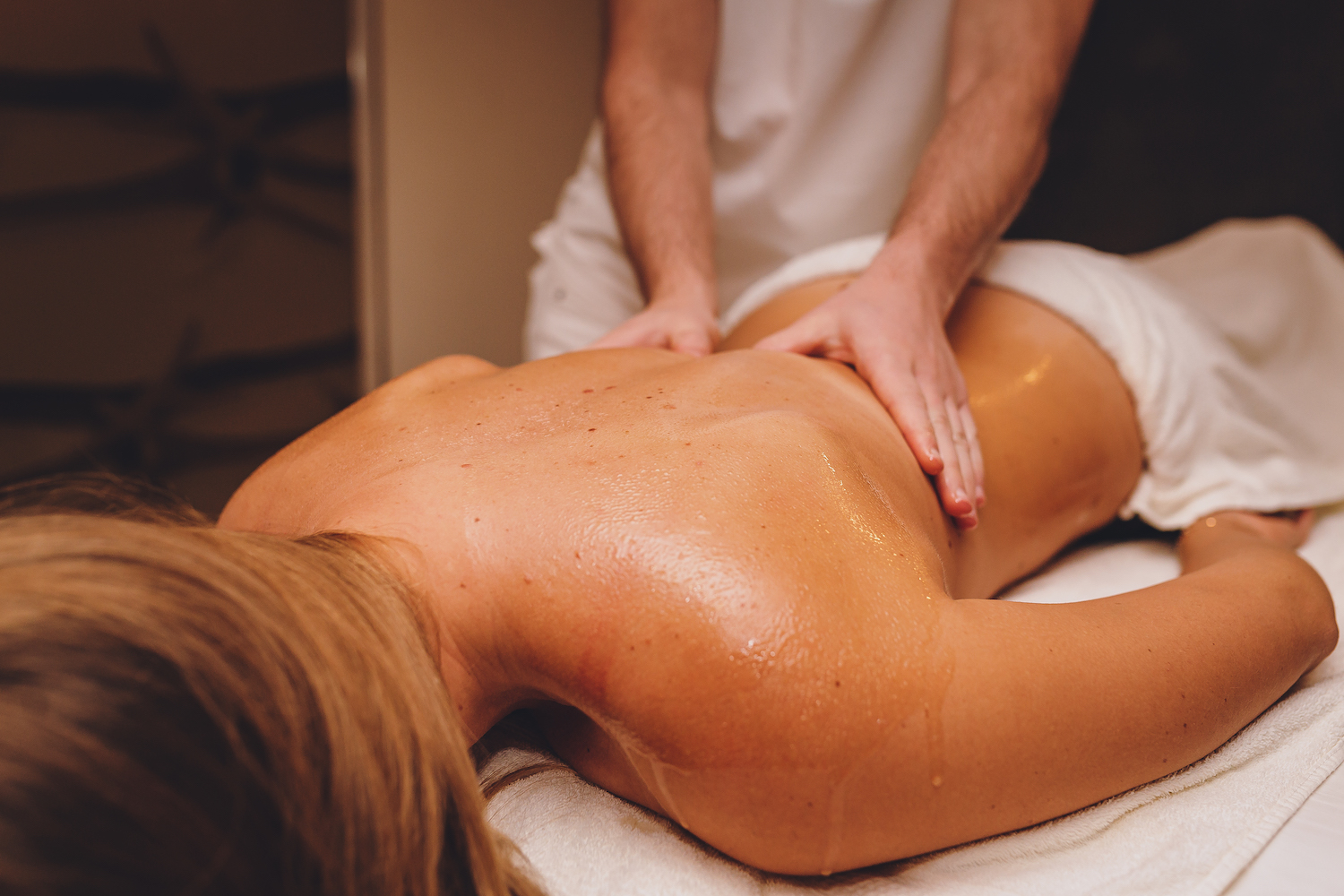 Kinderhotel: Massage im Wellnesbereich - ALL INCLUSIVE Hotel DIE SONNE****s - Wasser | Wellness