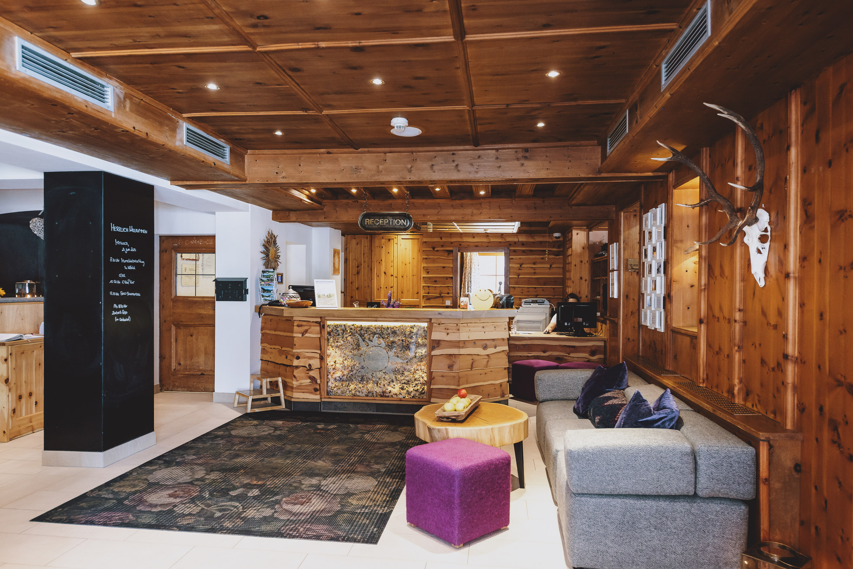 Familienhotel - Verpflegung: All-inclusive - Bad Reichenhall - Rezeption - ALL INCLUSIVE Hotel DIE SONNE****s