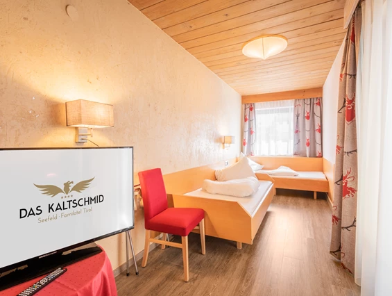 Kinderhotel: Kinderzimmer - Das Kaltschmid - Familotel Tirol