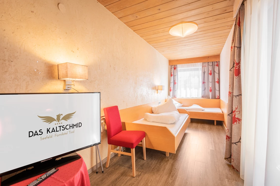 Kinderhotel: Kinderzimmer - Das Kaltschmid - Familotel Tirol