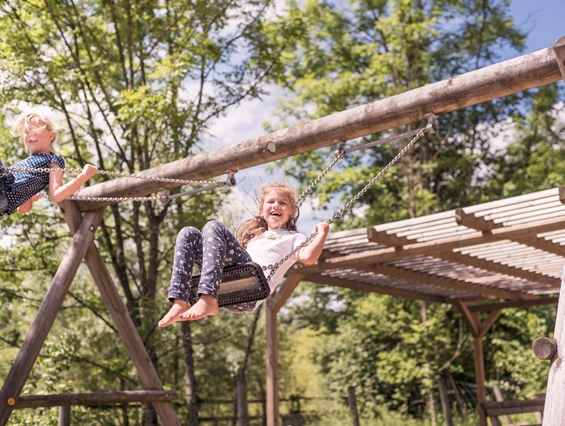 Kinderhotel: Spielplatz - Ebner's Waldhof am See