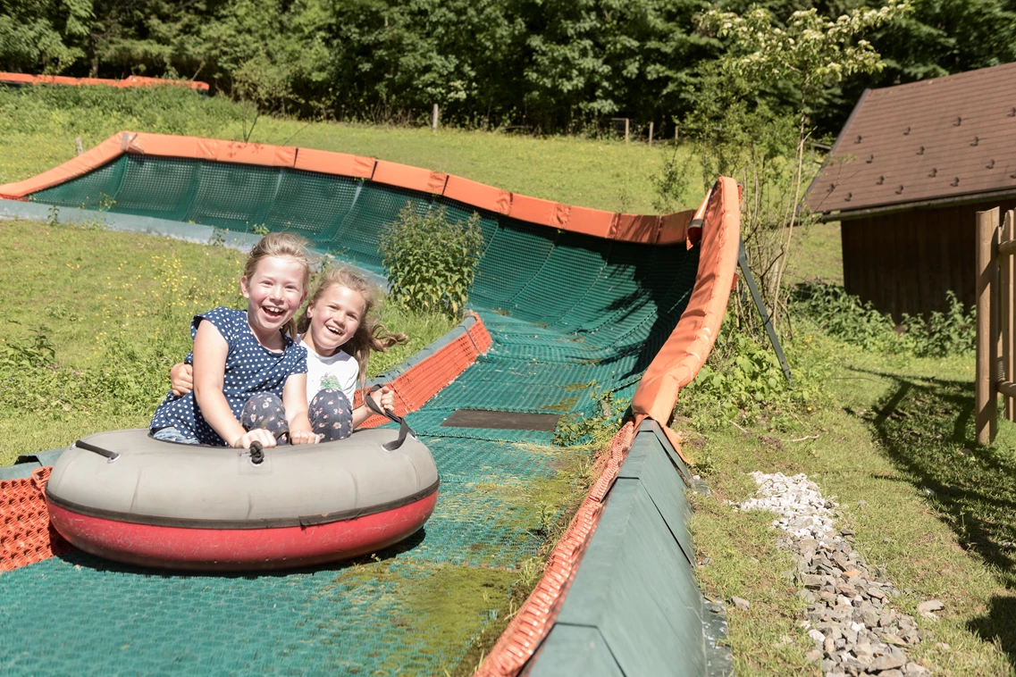 Kinderhotel: Spielplatz - Ebner's Waldhof am See