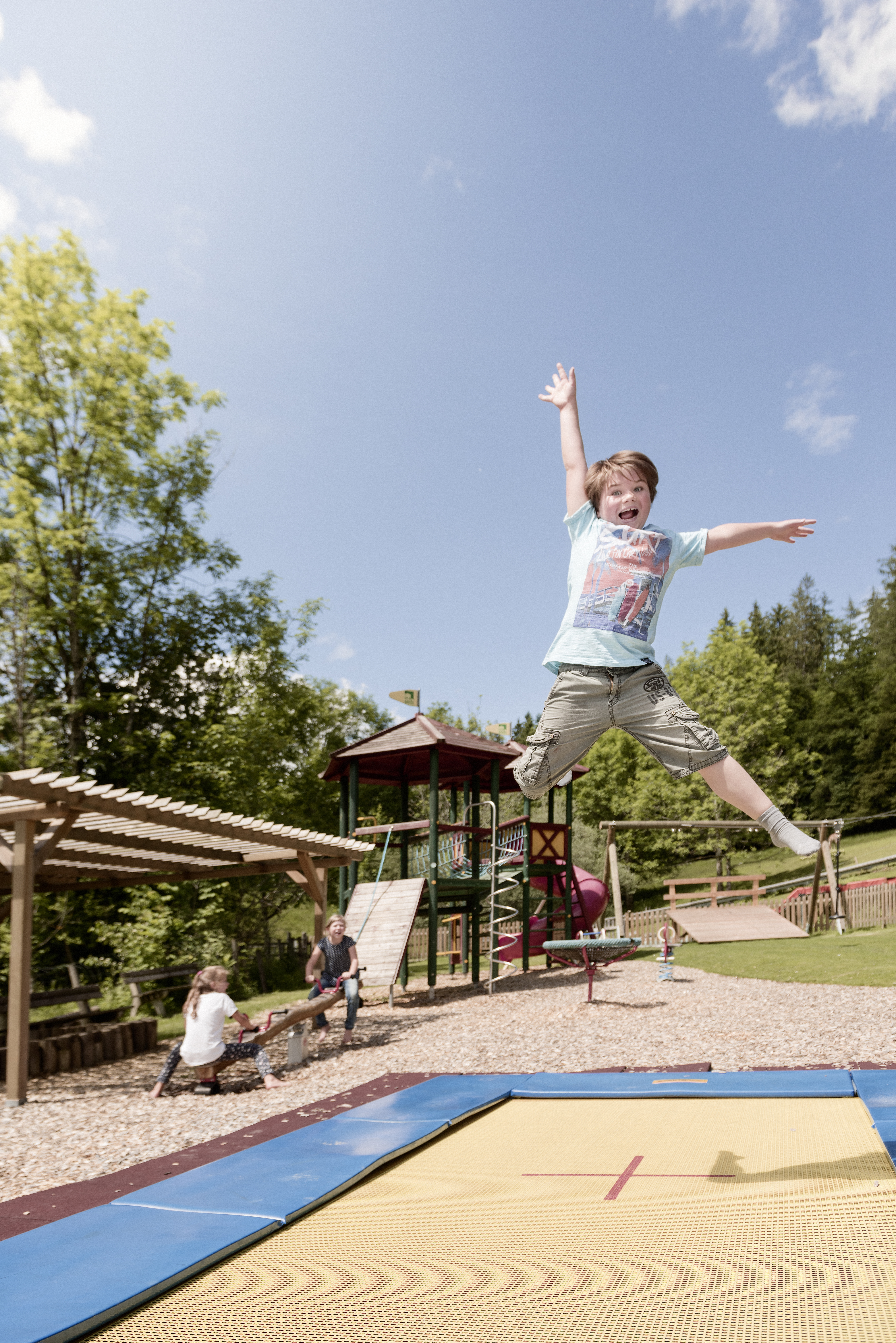 Kinderhotel: Spielplatz - Waldhof Fuschlsee Resort