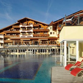 Kinderhotel: Pool - Alpenpark Resort Seefeld