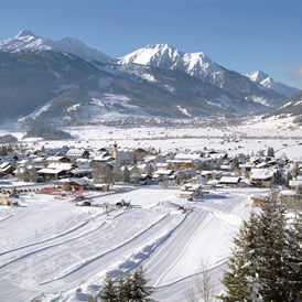 Kinderhotel: tolle Loipen und Winterwanderwege - Tirolerhof Familotel Zugspitze