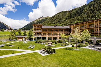 Kinderhotel: Hotel (Außenansicht) Sommer - Alpin Hotel Masl