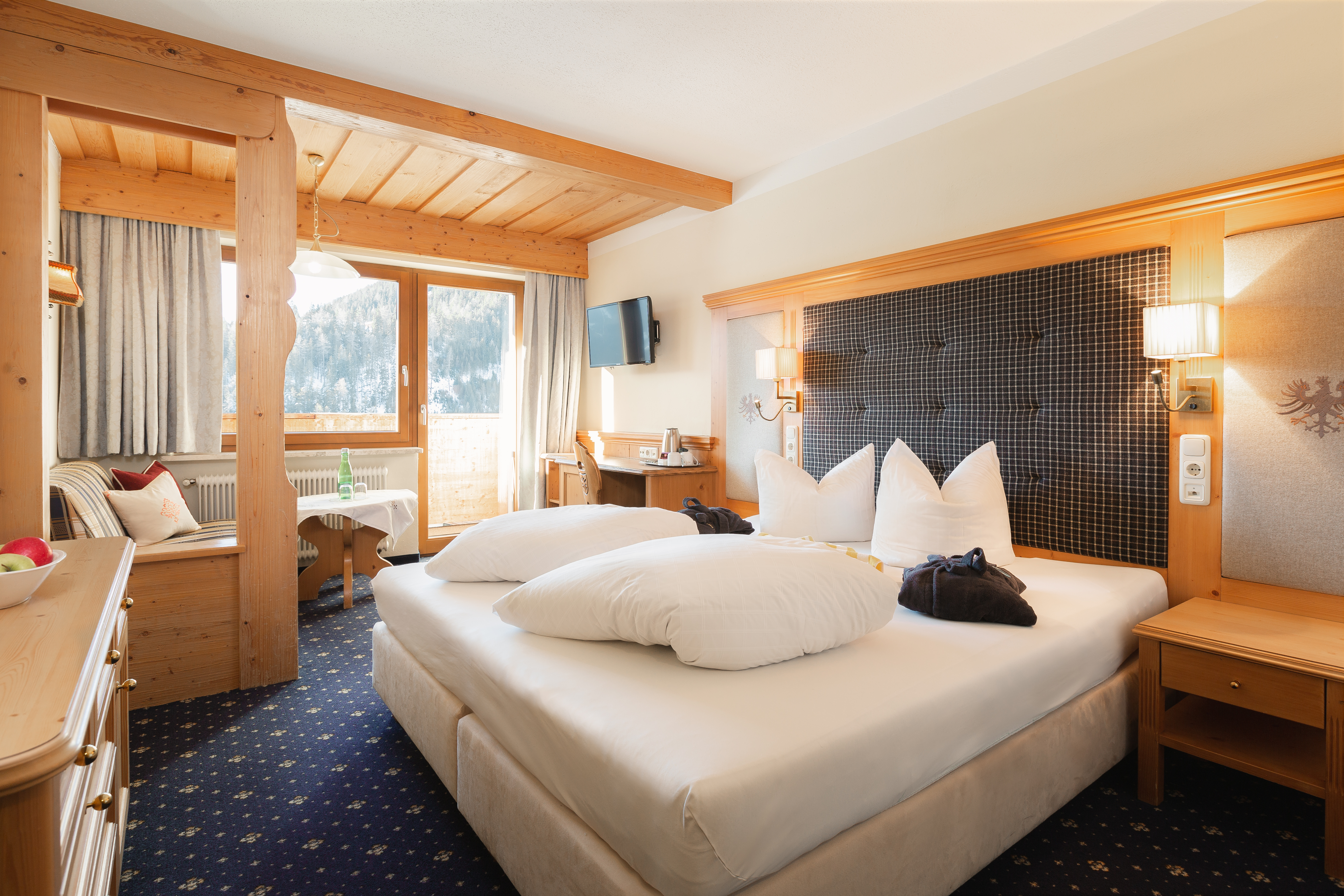 Familienhotel - Garten - Obsteig - Doppelzimmer (Beispielfoto) - Adler Familien- & Wohlfühlhotel 