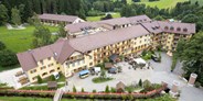Familienhotel - Bayern - Das Resort von forne  - Wastlsäge Familien- & Ferienresort