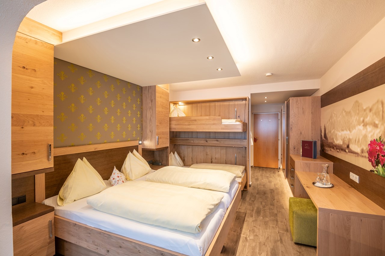 Bliems Familienhotel**** Schladming Zimmerkategorien Familienzimmer