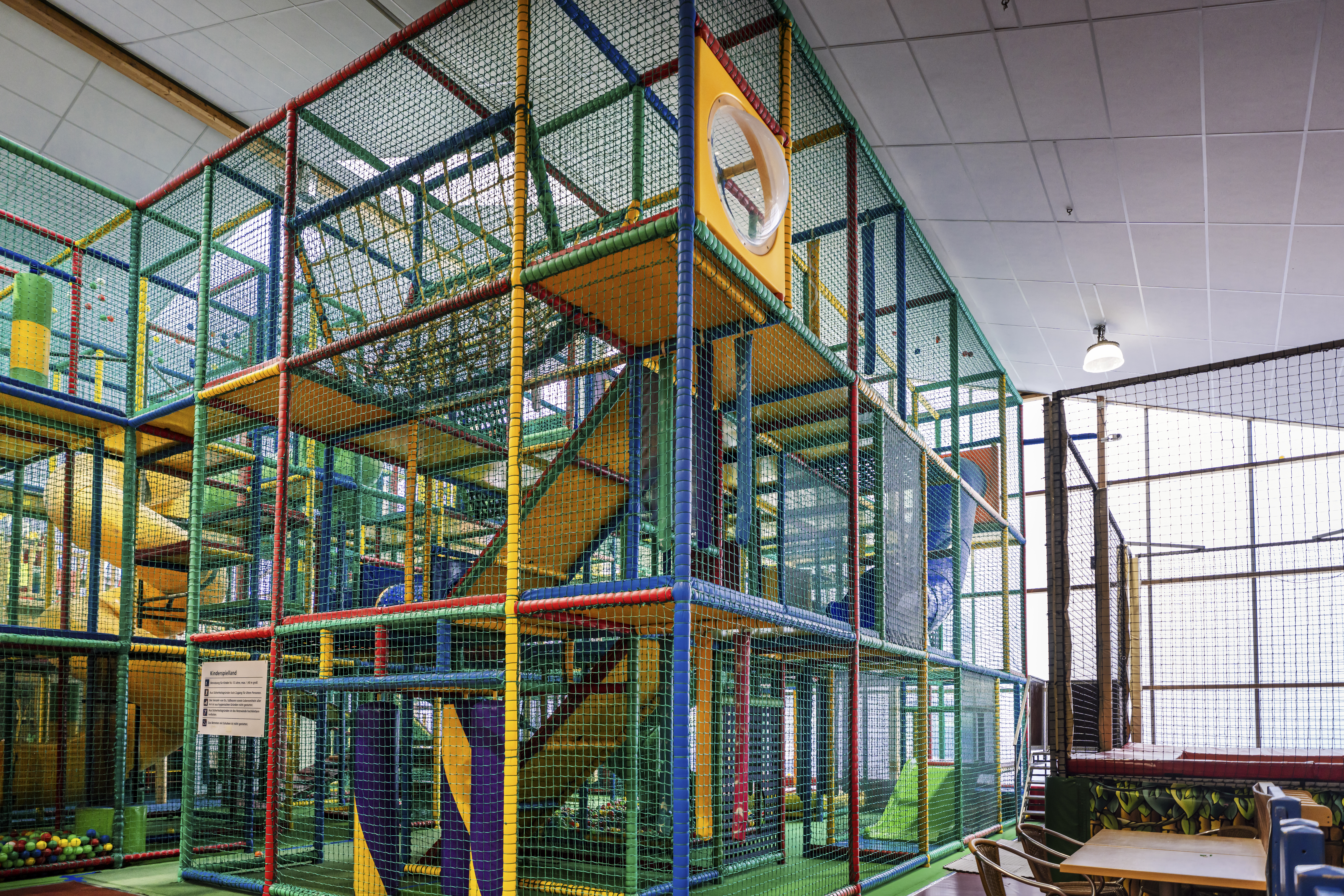 Kinderhotel: Funhalla - Damp Ostsee Resort & Ferienpark - Hotel | Umgebung, Spielen | Entdecken