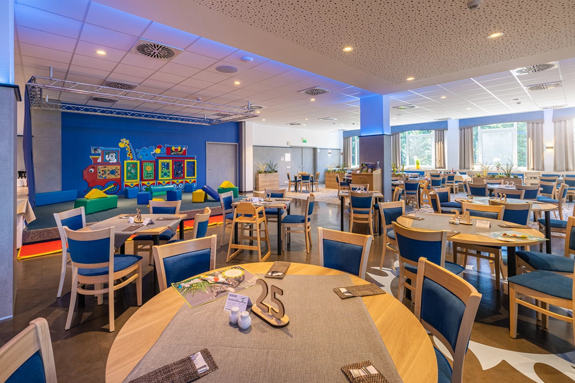 Kinderhotel: Speisesaal - Hotel Am Bühl