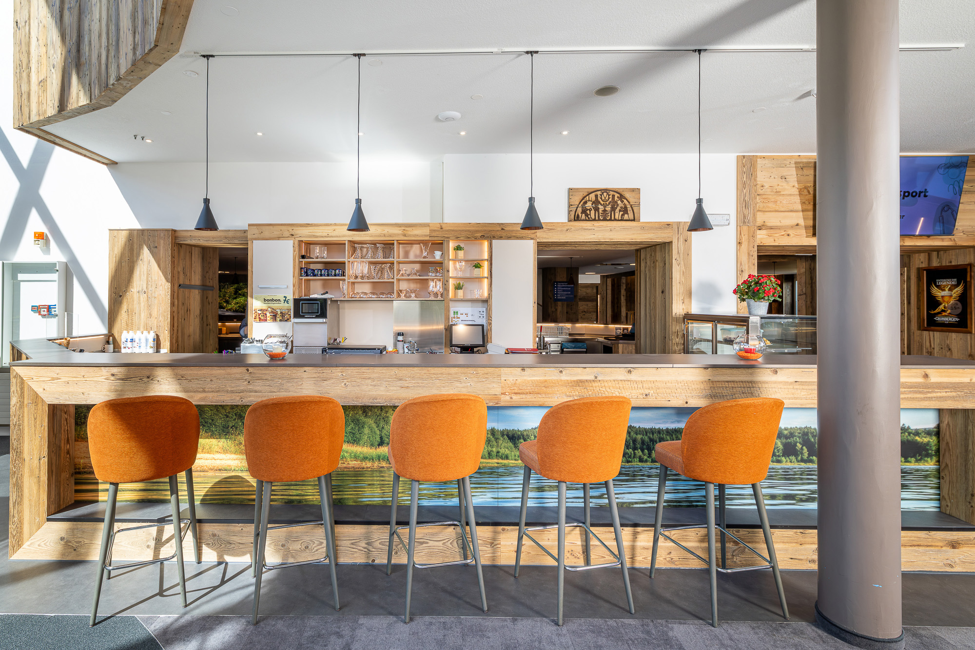 Kinderhotel: Tagesbar / Lobby - Hotel Am Bühl - Essen | Trinken