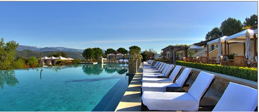 Familienhotel - Alpes-Maritimes - Großer Pool mit Liegen - Terre Blanche