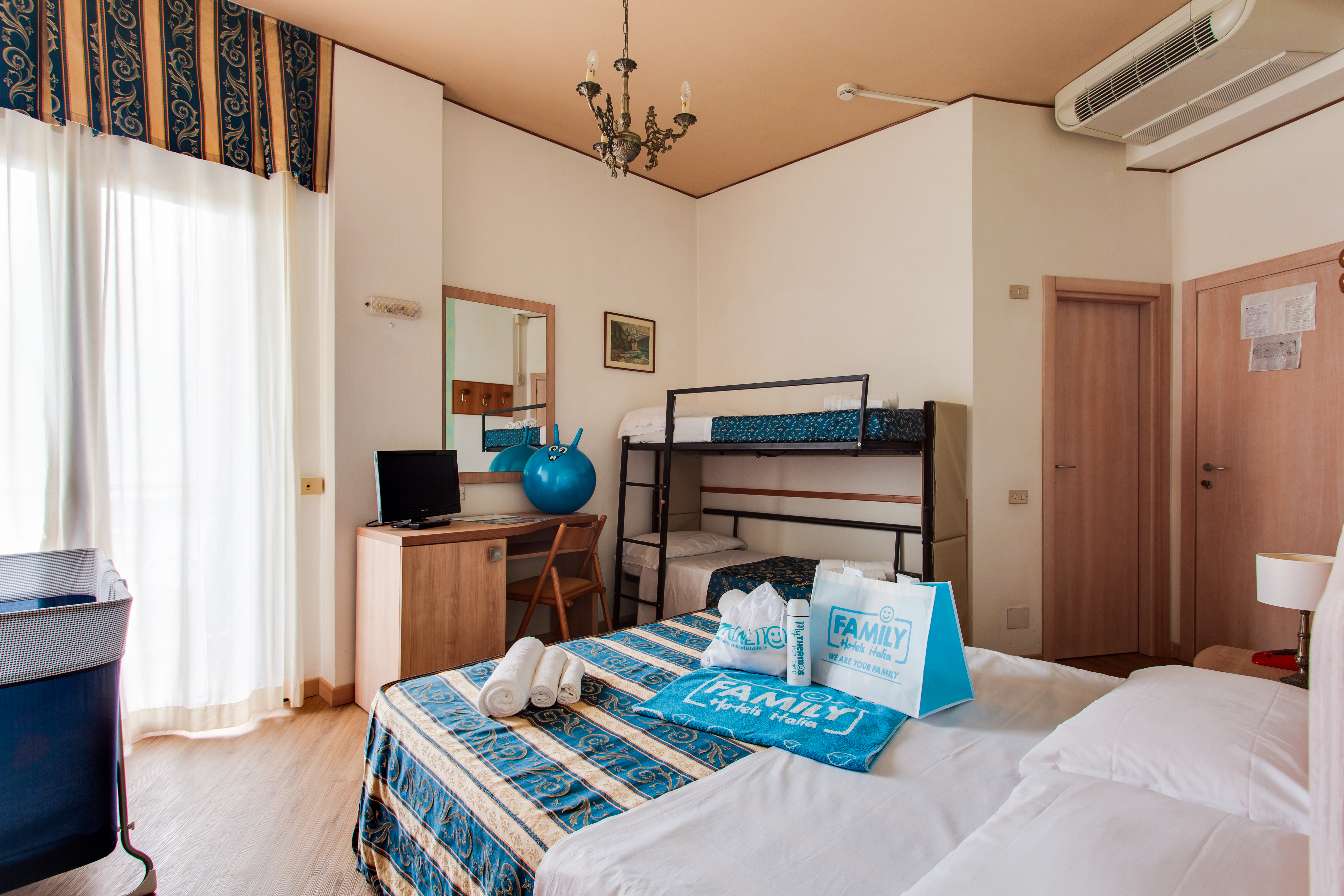 Familienhotel - barrierefrei - Emilia Romagna - Fabilia Family Hotel Milano Marittima - Zimmer - Hotel King