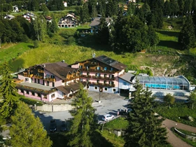 Kinderhotel: Fabilia Family Hotel Polsa - Trentino Südtirol im Sommer - Family Hotel Polsa