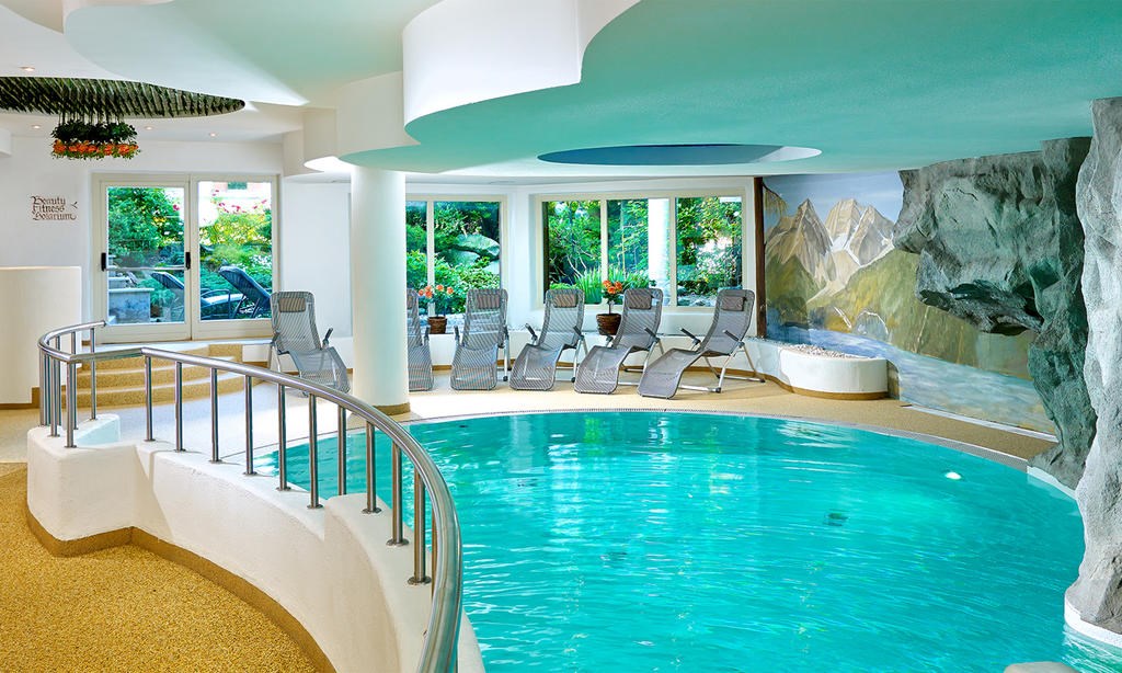 Kinderhotel: Indoor-Pool - Dolomit Family Resort Alpenhof