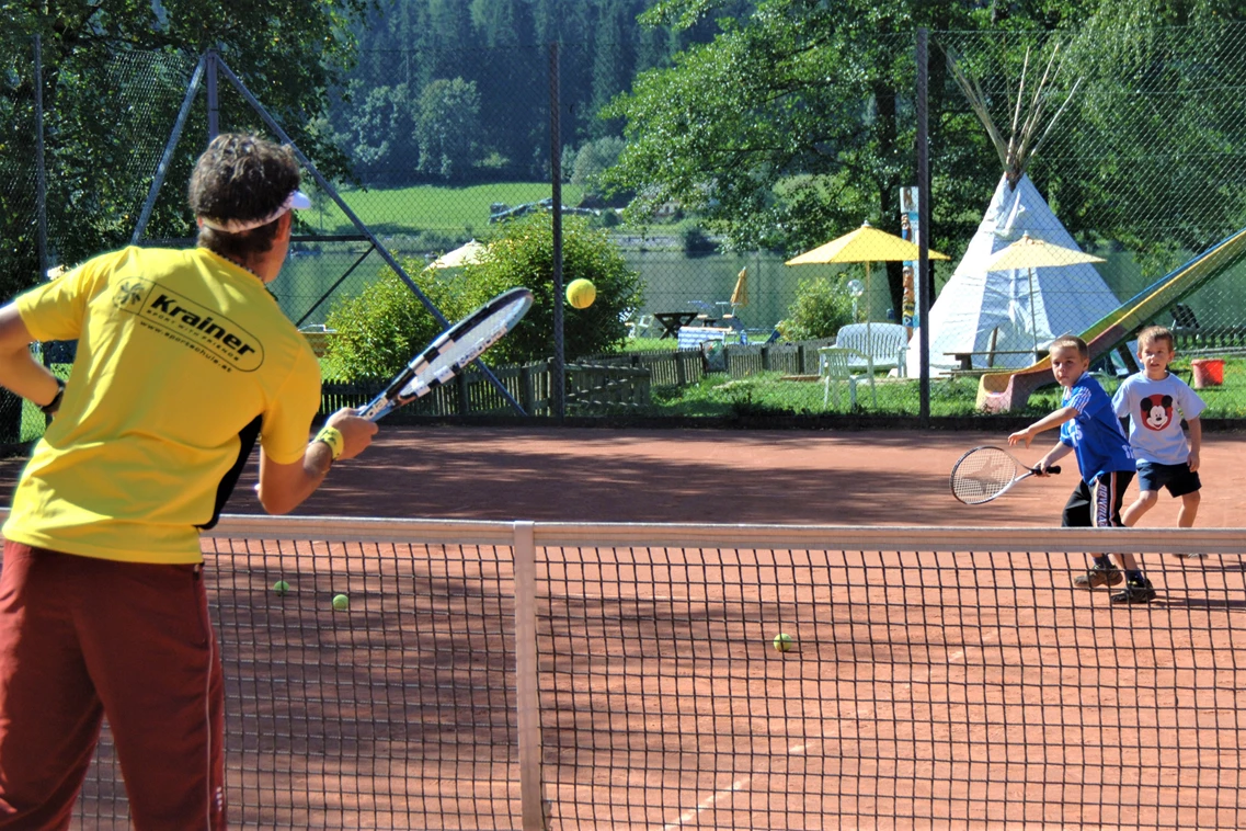 Kinderhotel: Familien- & Sportresort Brennseehof