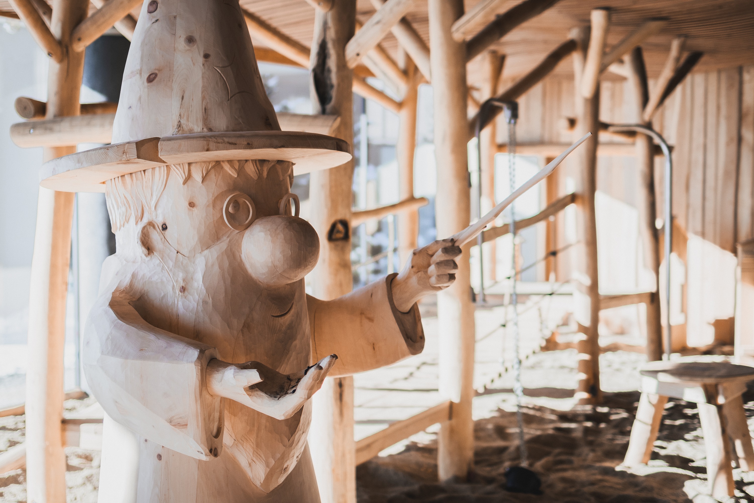 Familienhotel: 1000m² Indoor-Kinderparadies nur Zauberlabor, Turnhalle, Atelier, Holzwerkstatt u. v. m.  - Familienhotel Familiamus