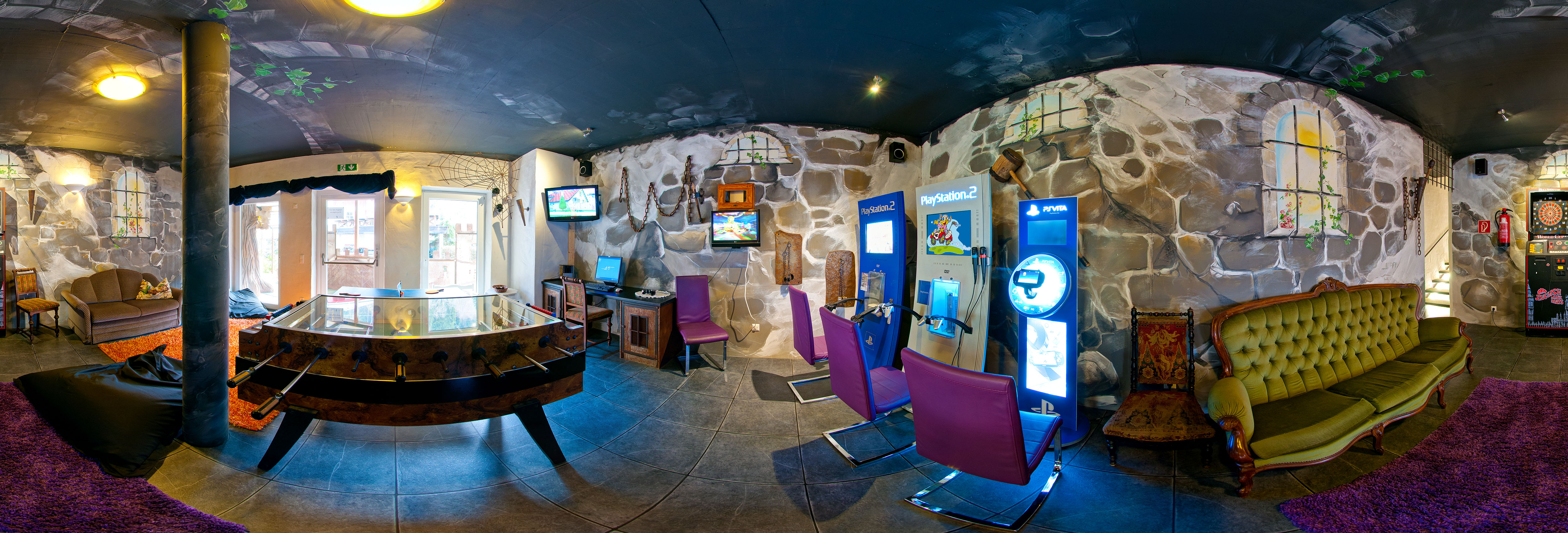 Kinderhotel: Smileys Jugendraum  - Smiley’s Kinderhotel 