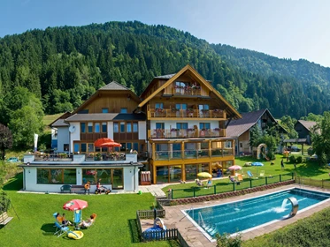 Kinderhotel: nawu _apartments_
Gailtal_Kärnten_Nassfeld_Sommerurlaub_Presseggersee - nawu apartments