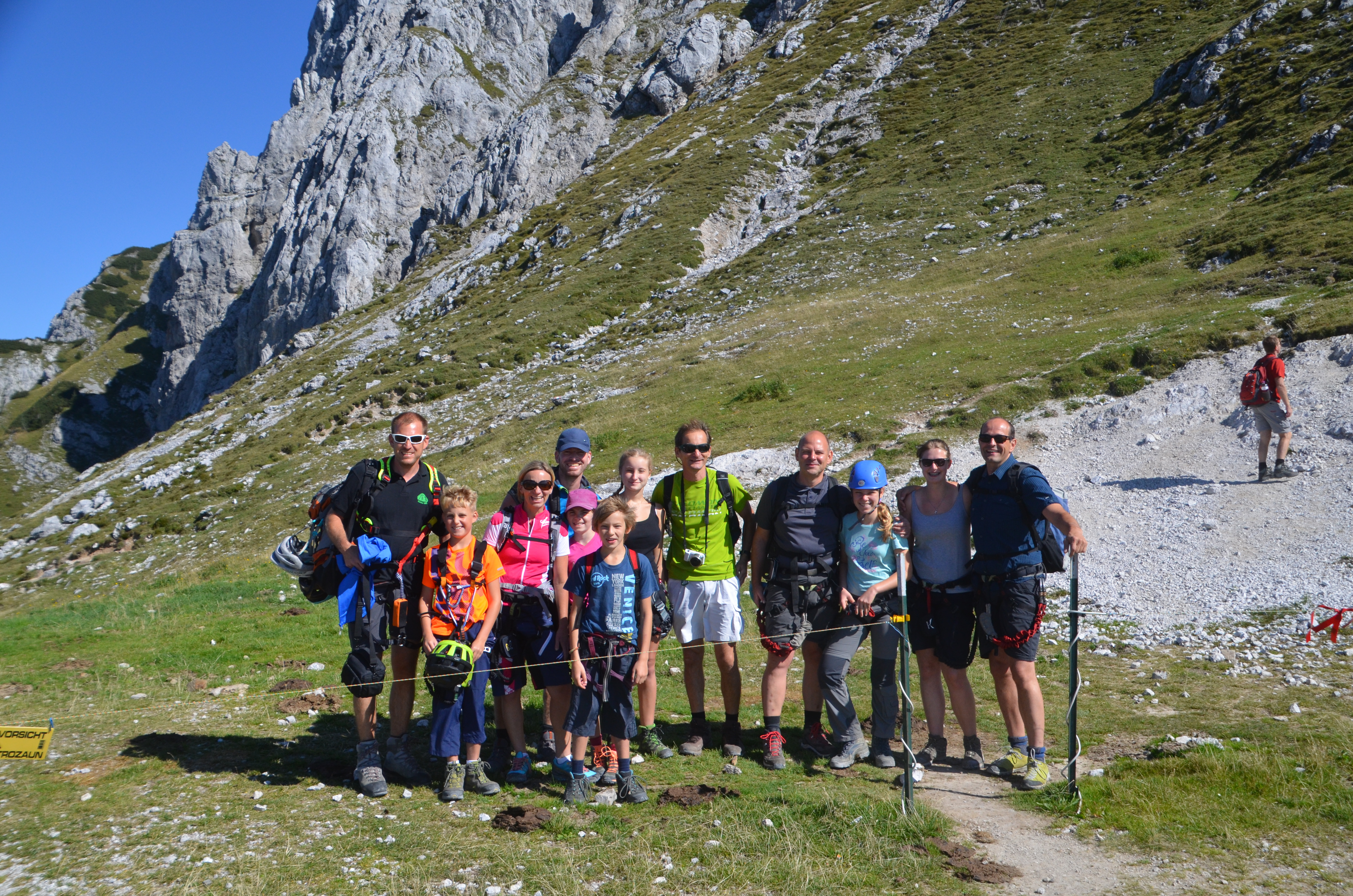 Kinderhotel: nawu_apartments_Wanderung_ Däumling_Nassfeld_Sommerurlaub - nawu apartments & Restaurant