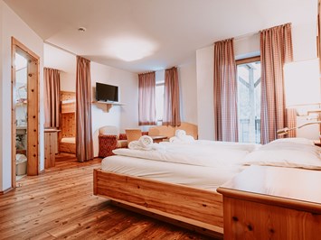 Hotel Bergschlössl Zimmerkategorien Familiensuite Sagenwelt