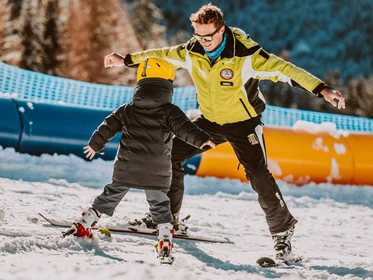 Kinderhotel: Skipiste direkt am Hotel! - Hotel Bergschlössl