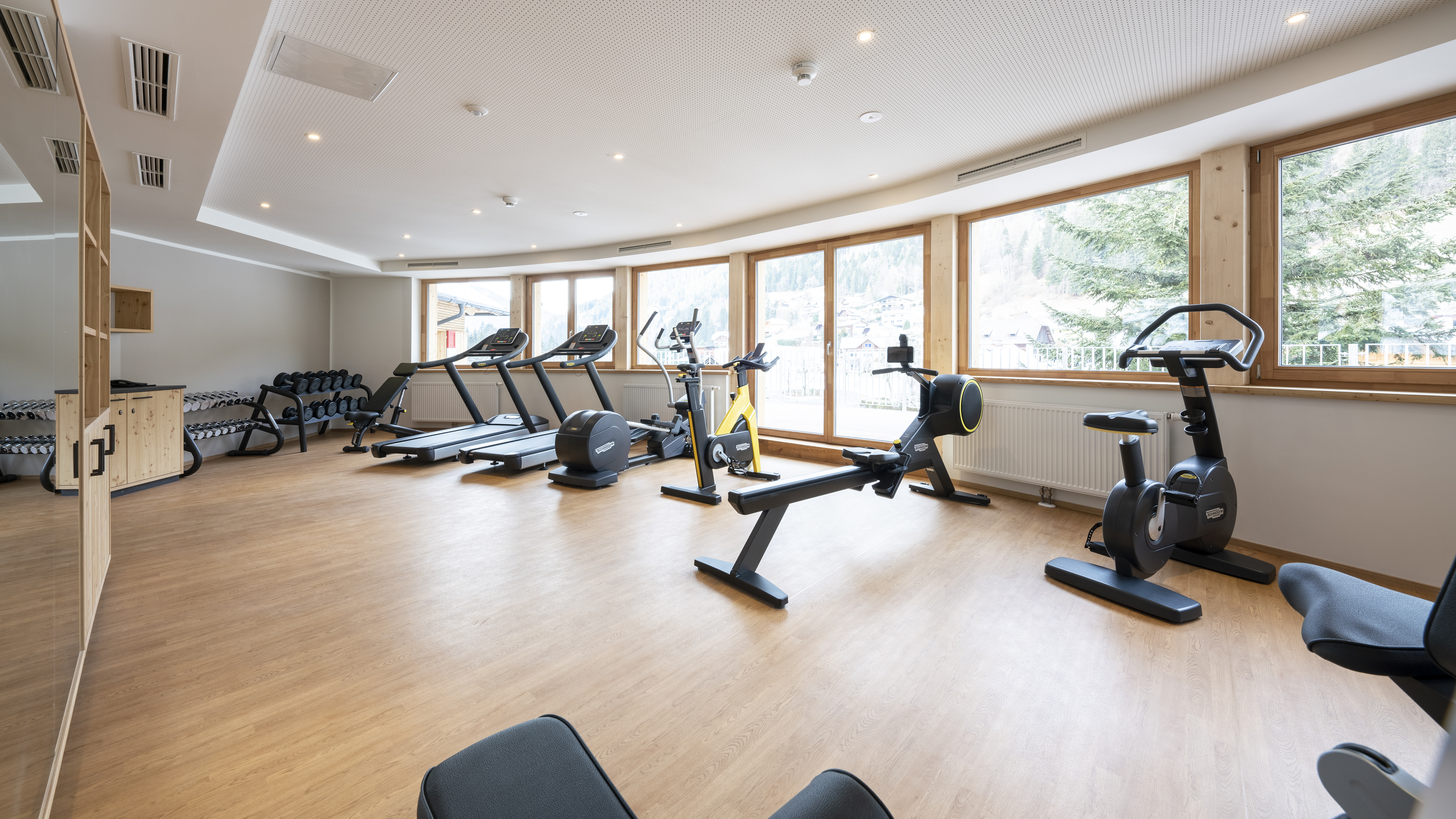 Kinderhotel: Panorama Fitnessraum - Hotel GUT Trattlerhof & Chalets****S