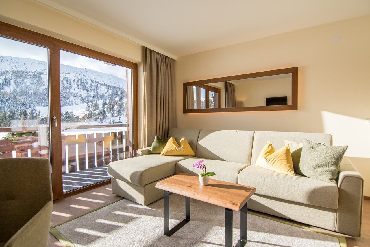 Seehotel Jägerwirt Zimmerkategorien Seepanoramasuite 41m²