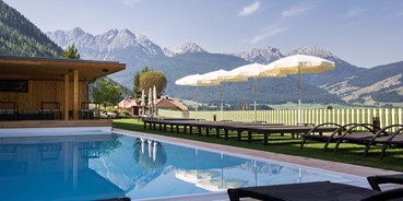 Familienhotel - Trentino-Südtirol - Pool - Garberhof Dolomit Family