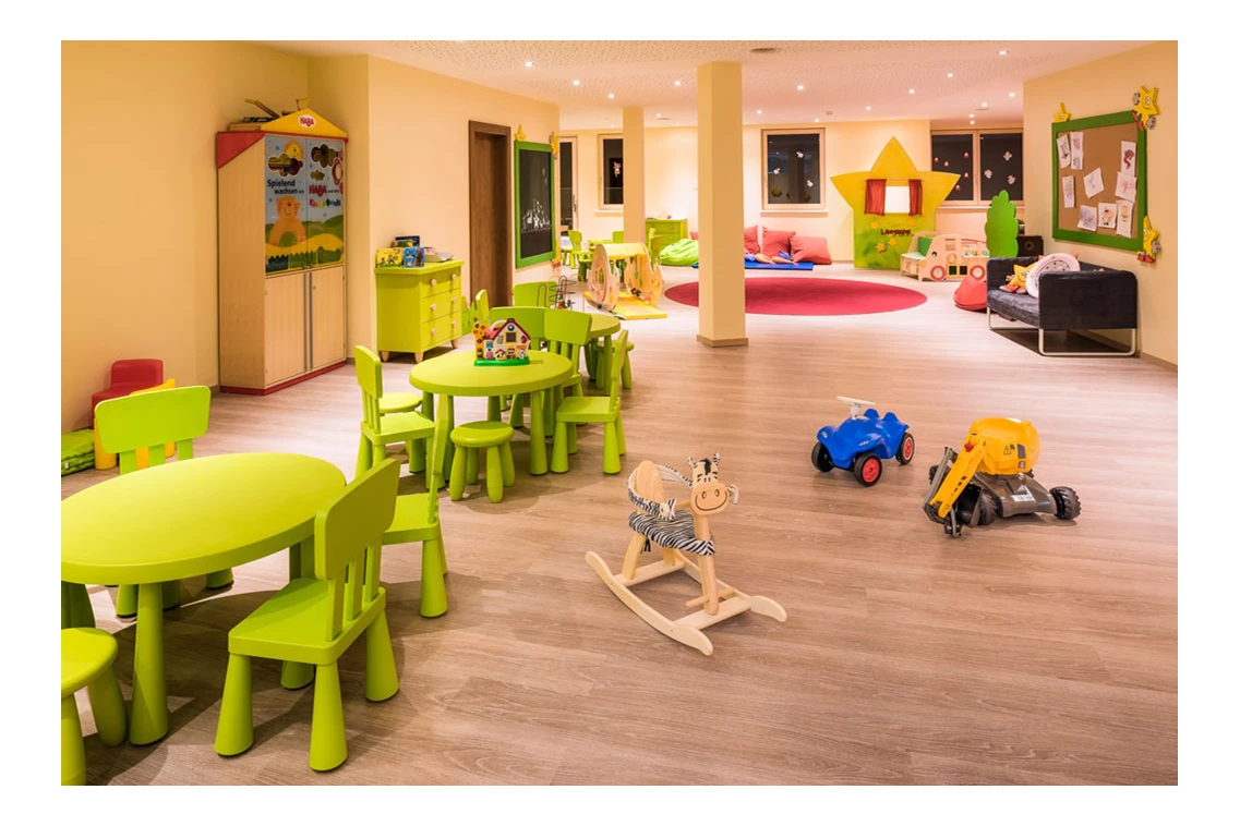 Kinderhotel: STAR.Club - Kinderbetreuung für alle Kinder ab dem 6. Lebenstag - Baby- & Kinderhotel Laurentius