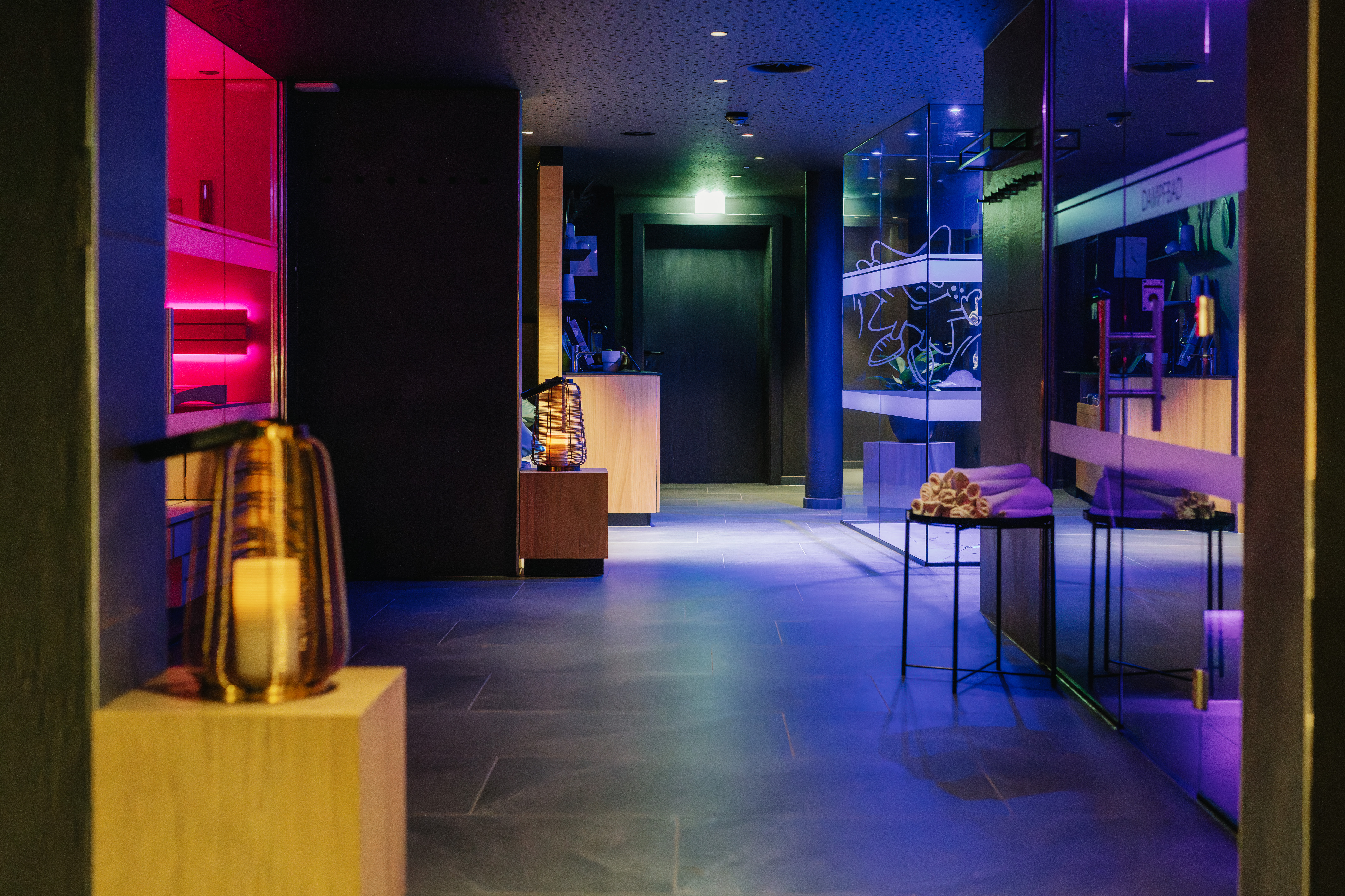 Kinderhotel: SPAmilia unsere Familien.Sauna mit Dampfbad, Biosauna, Ruheraum - Baby- & Kinderhotel Laurentius - Wasser | Wellness