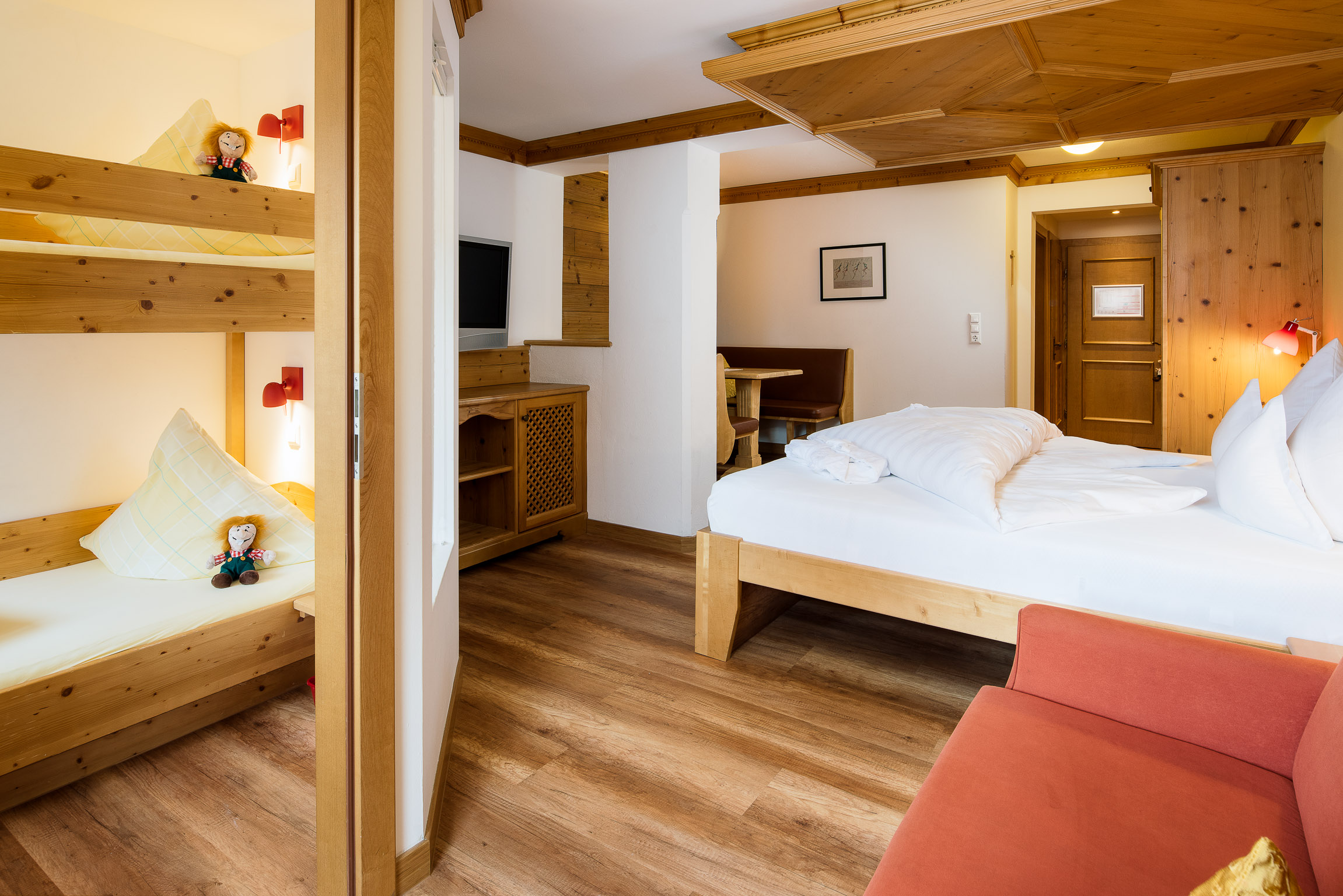 Furgli Familienhotels Zimmerkategorien Familien-Suite Typ 1