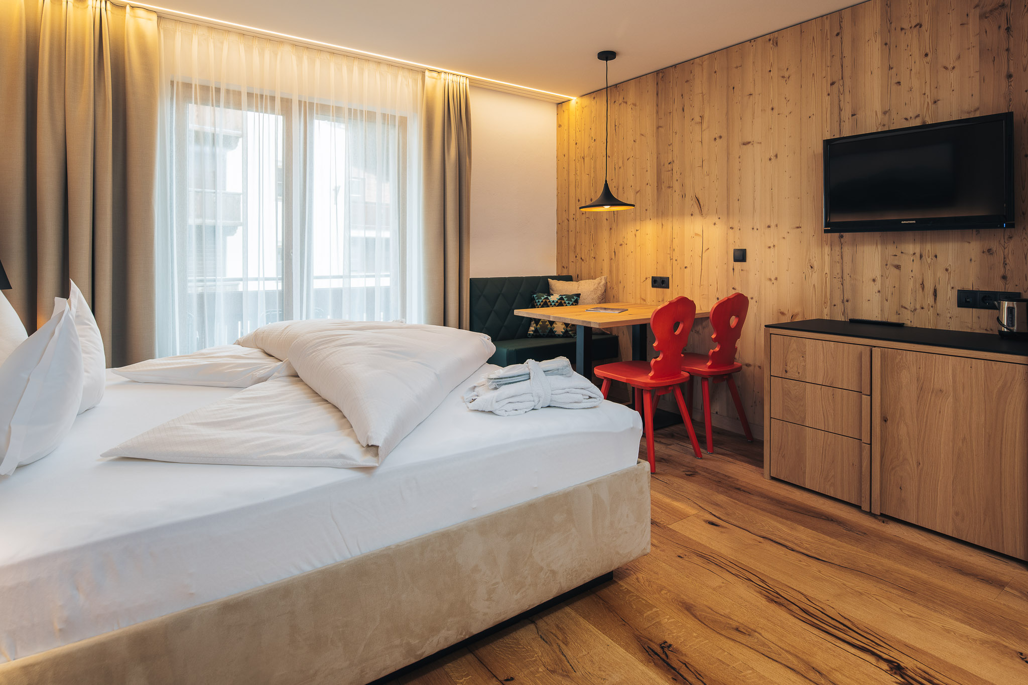 Furgli Hotels Zimmerkategorien Familien-Suite Typ 4 "Tusna"