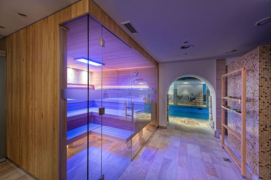 Kinderhotel: Textil Familien-Sauna Furgler - Furgli Familienhotels - Wasser | Wellness