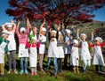 Kinderhotel: Pizza und Brot Backen im Seetal Kinderclub - Alpin Family Resort Seetal